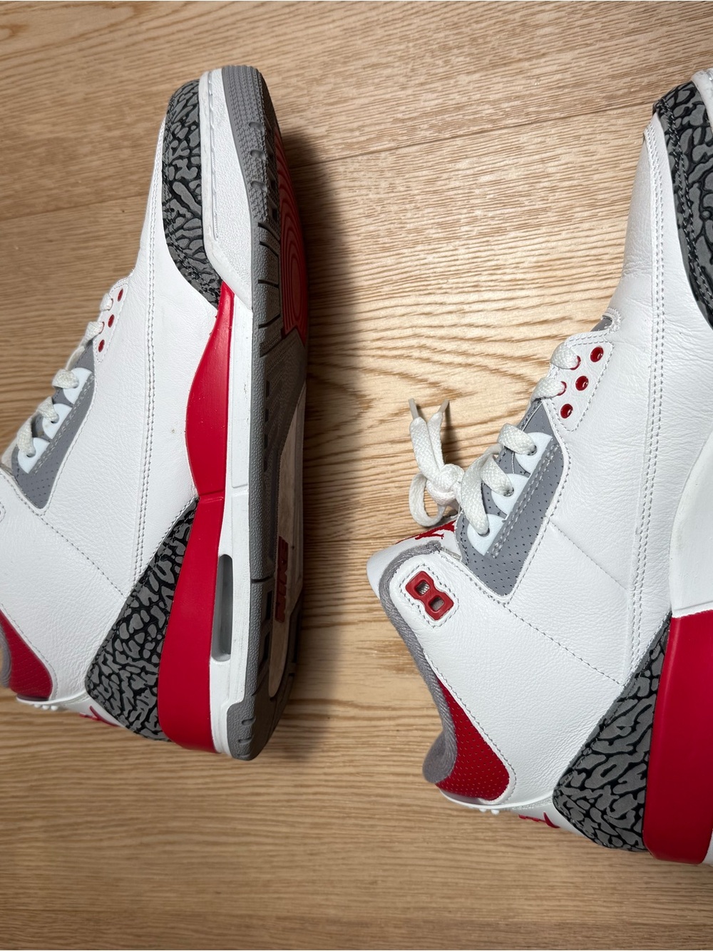 Nike Men’s Air Jordan 3 Retro White / Fire Red - Black - Size 11 - Picture 9 of 9
